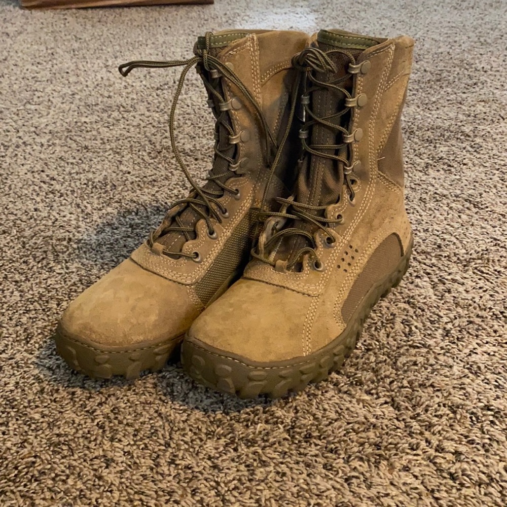 Brand New Rocky S2V Special Ops size 9 boots